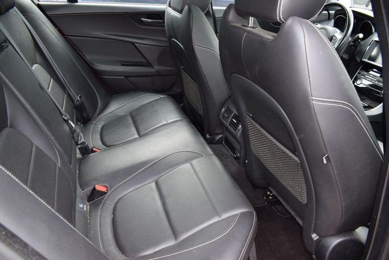 Jaguar XE 2.0 D Turbo 180 CV AWD AUT. R-SPORT MOTORE DA SOSTITUIRE