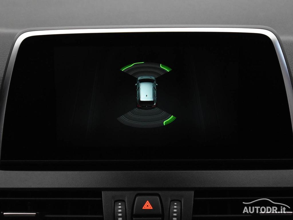 BMW Serie 216d Business autom. 7posti LED, Navi, Vetri oscurati
