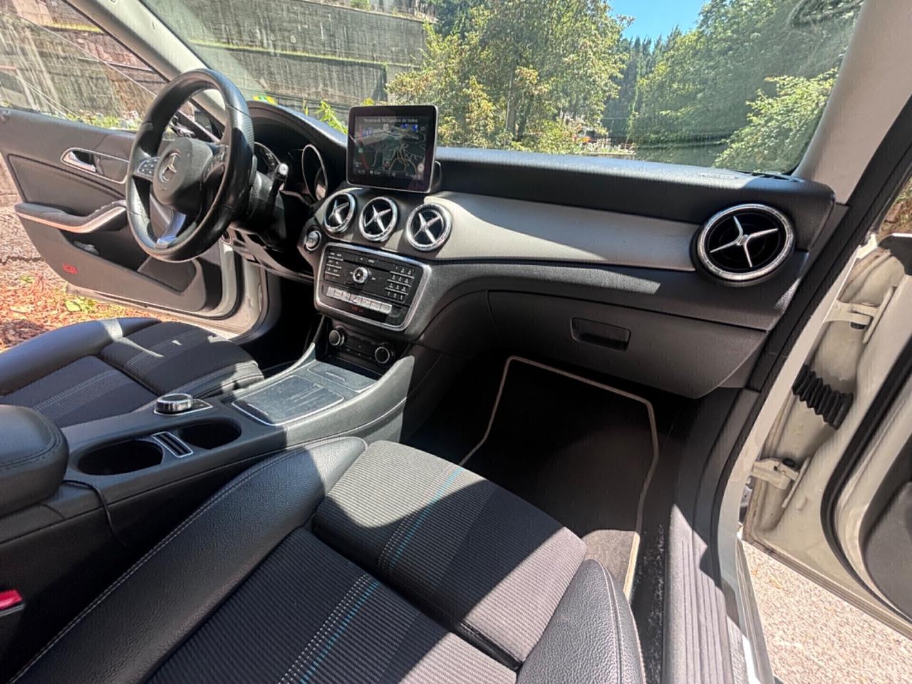 Mercedes-benz CLA 200 d S.W. 4Matic Automatic Sport