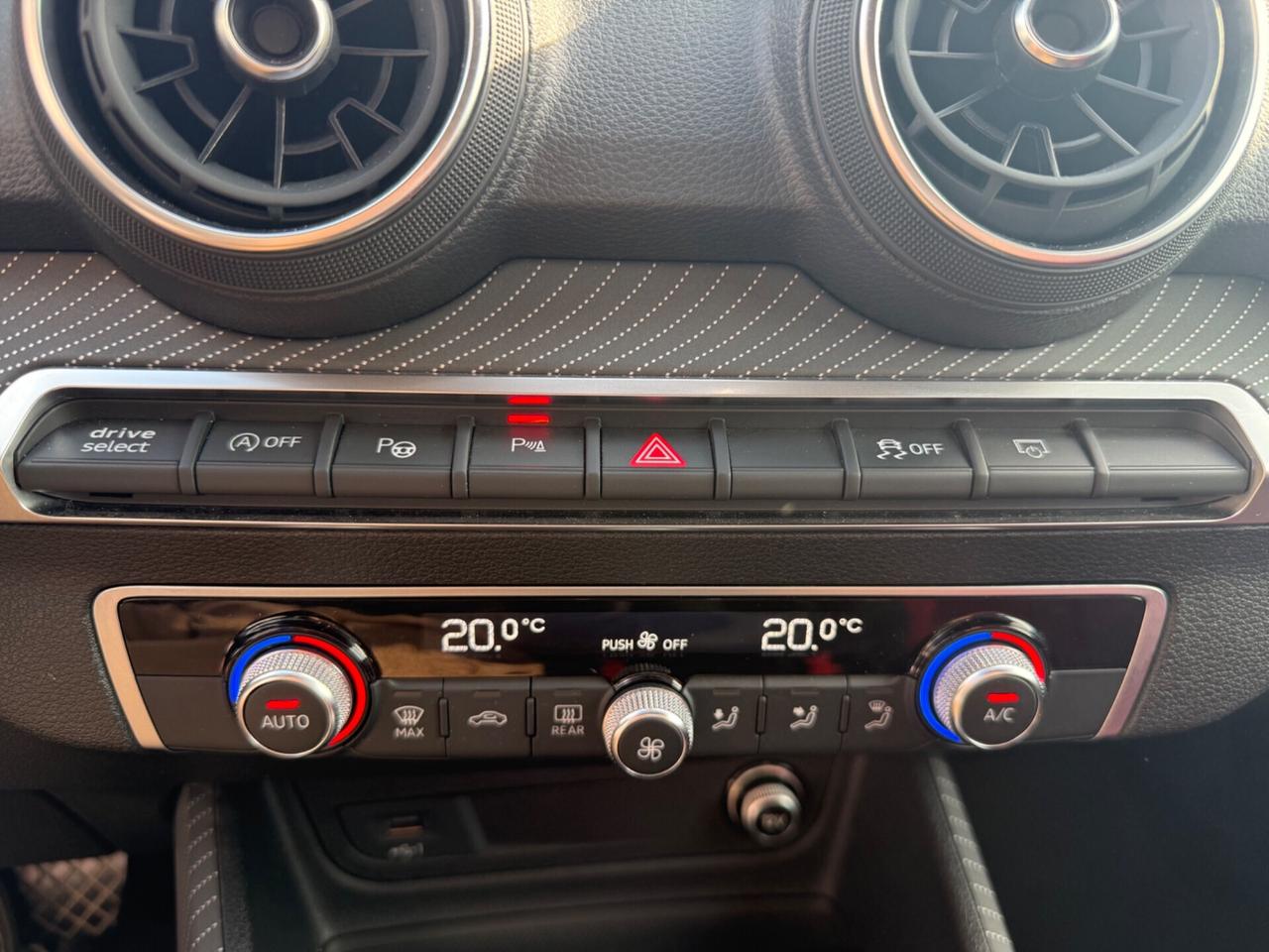 Audi Q2 30 TDI S tronic Admired