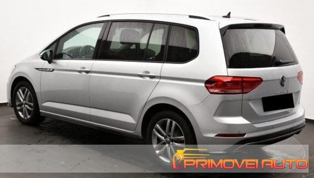 VOLKSWAGEN Touran 2.0 TDI 150 CV SCR DSG R-Line