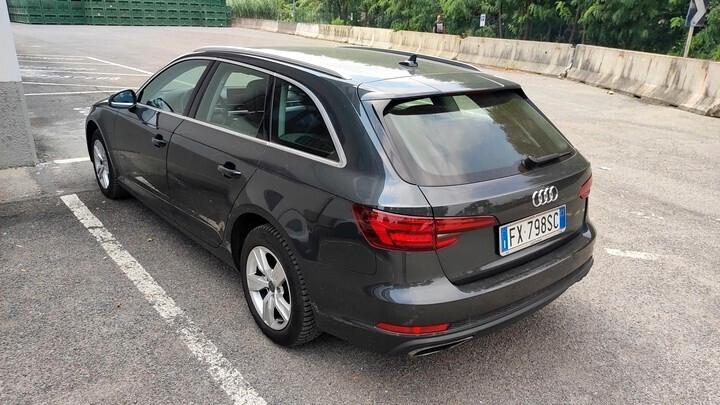 Audi A4 Avant 35 TDI S tronic
