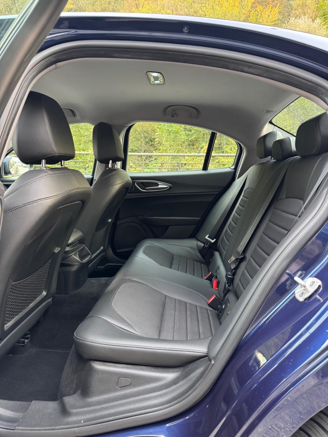 Alfa Romeo Giulia 2.2 Turbodiesel 160 CV AT8 Super