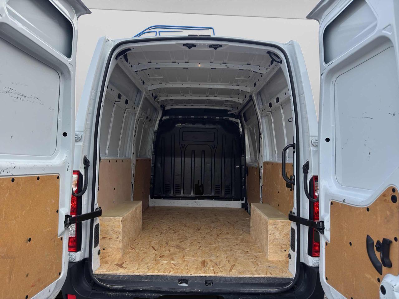 Renault Master (NISSAN INTERSTAR)35 2.3 dCi 135 CV(PM-TM-L2H2)