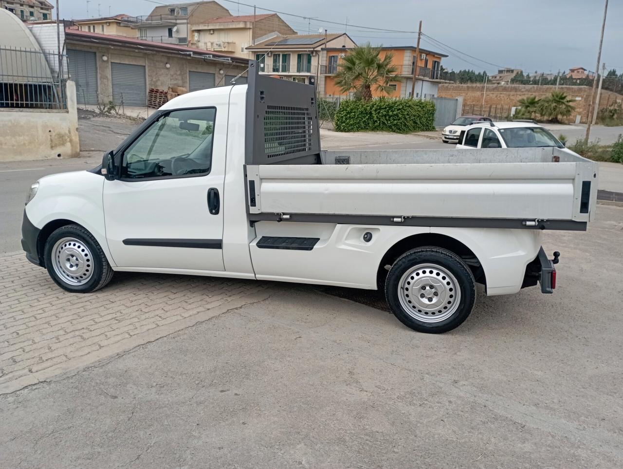 Fiat Doblo Doblò 1.3 mtj 95 cv Cassonato Work-Up