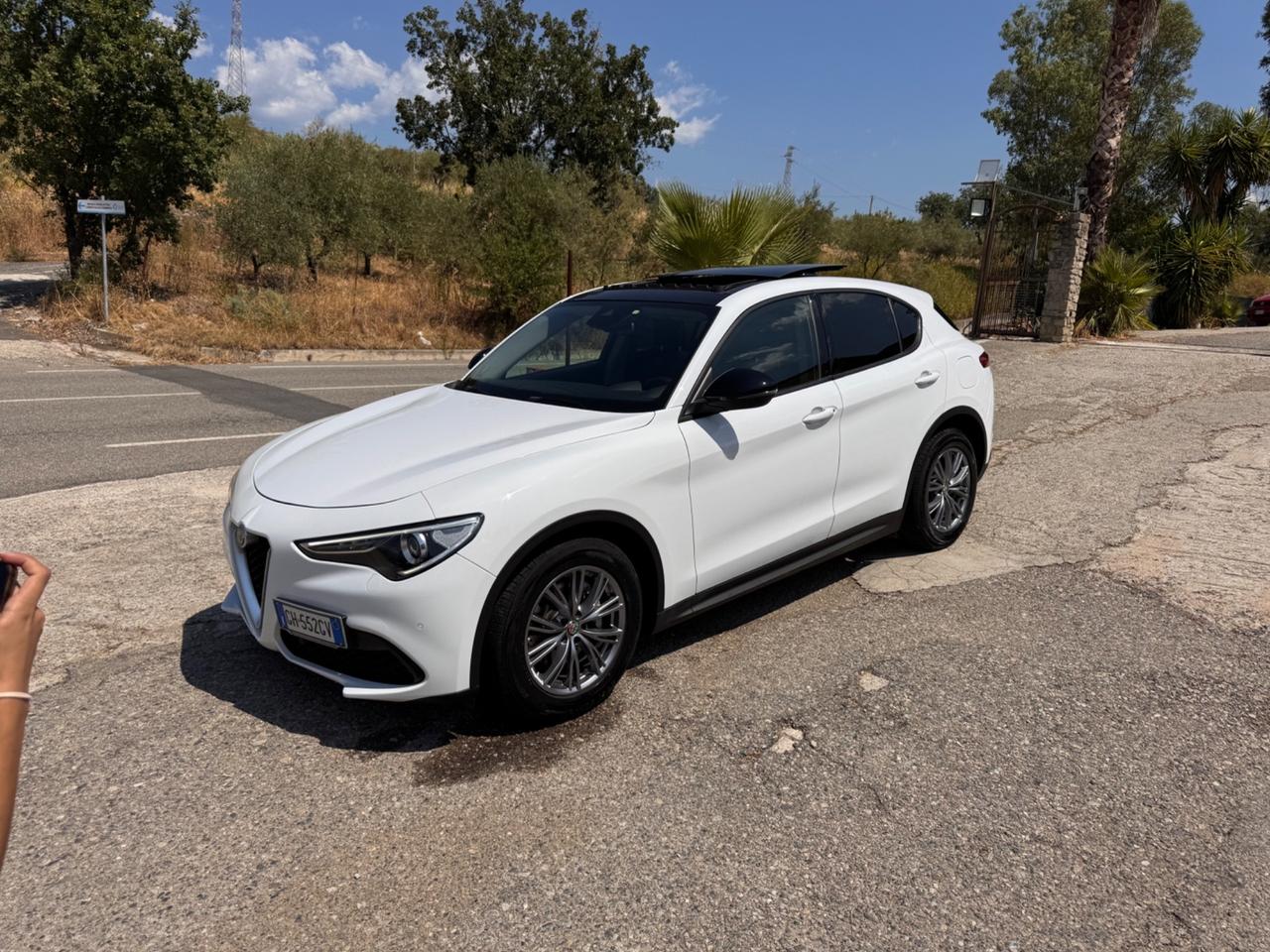 Alfa Romeo Stelvio 2.2 Turbodiesel 160 CV AT8 RWD Tetto apribile