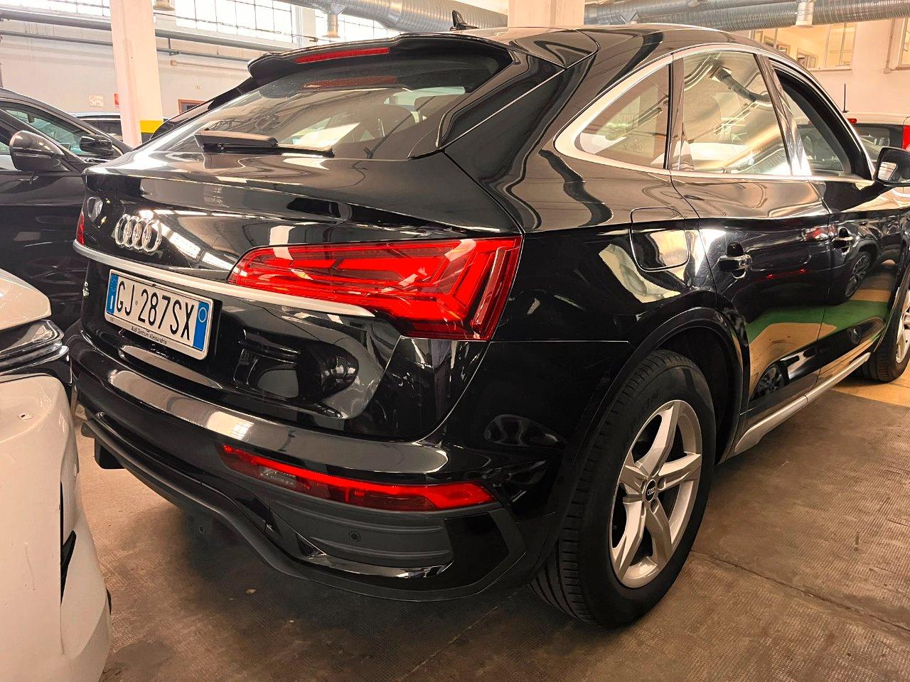 Audi Q5 SPORTBACK 35 TDI Business Advanced S Q5 SPORTBACK 35 TDI Business Advanced S
