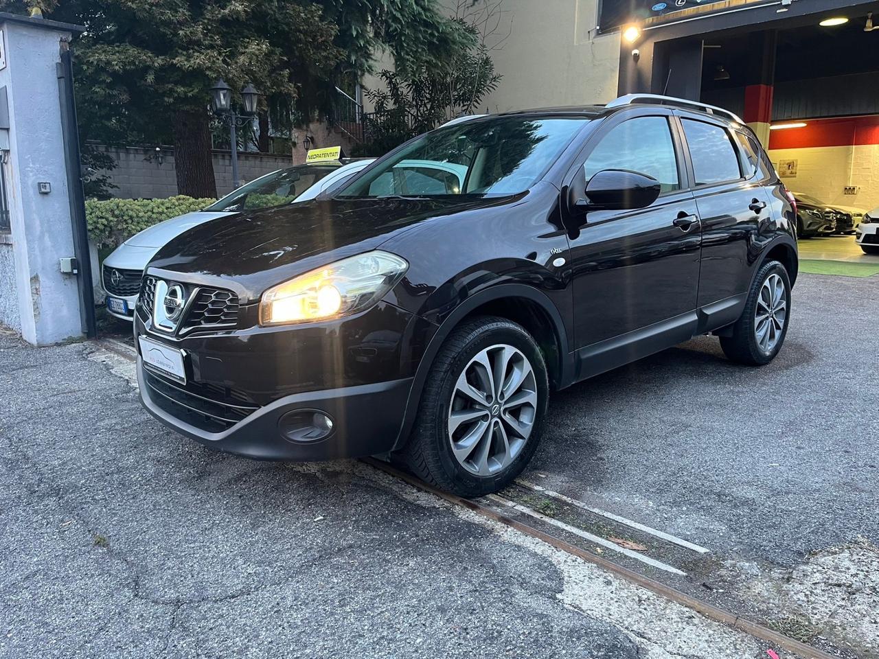 Nissan Qashqai 2.0 dCi DPF n-tec