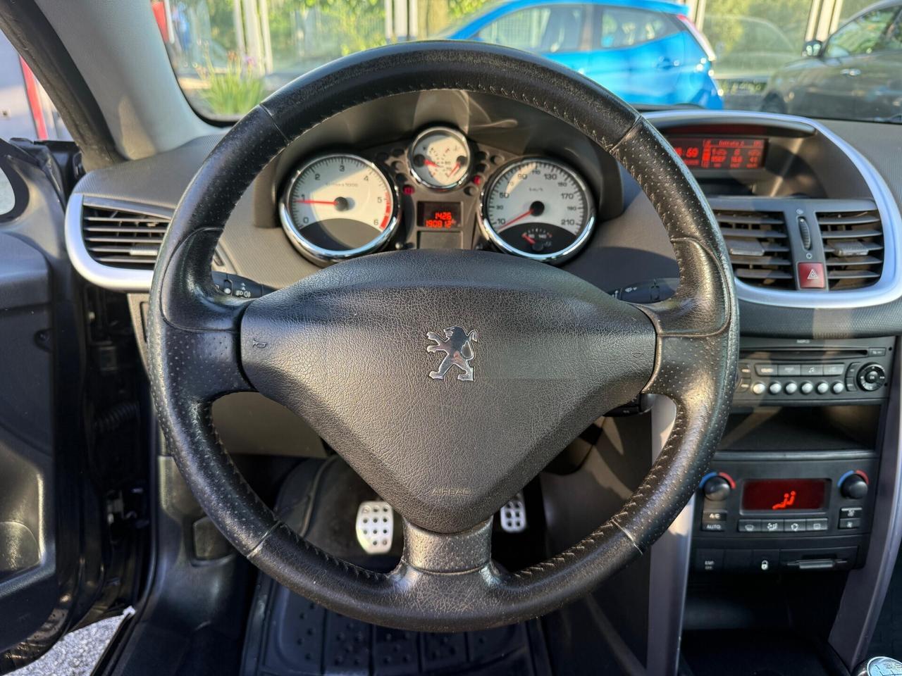 Peugeot 207 CC 1.6 HDi 110CV Féline