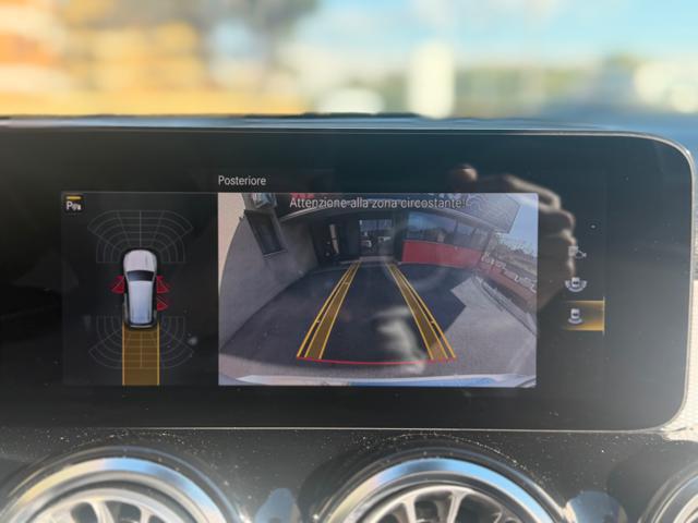 MERCEDES-BENZ GLB 180 d Automatic Business Extra SPORT (7 POSTI)