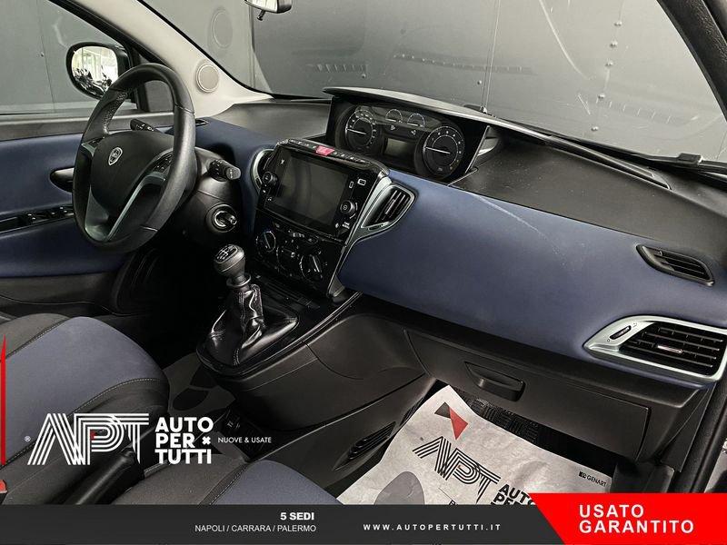 Lancia Ypsilon Ypsilon 1.0 firefly hybrid Platino s&s 70cv