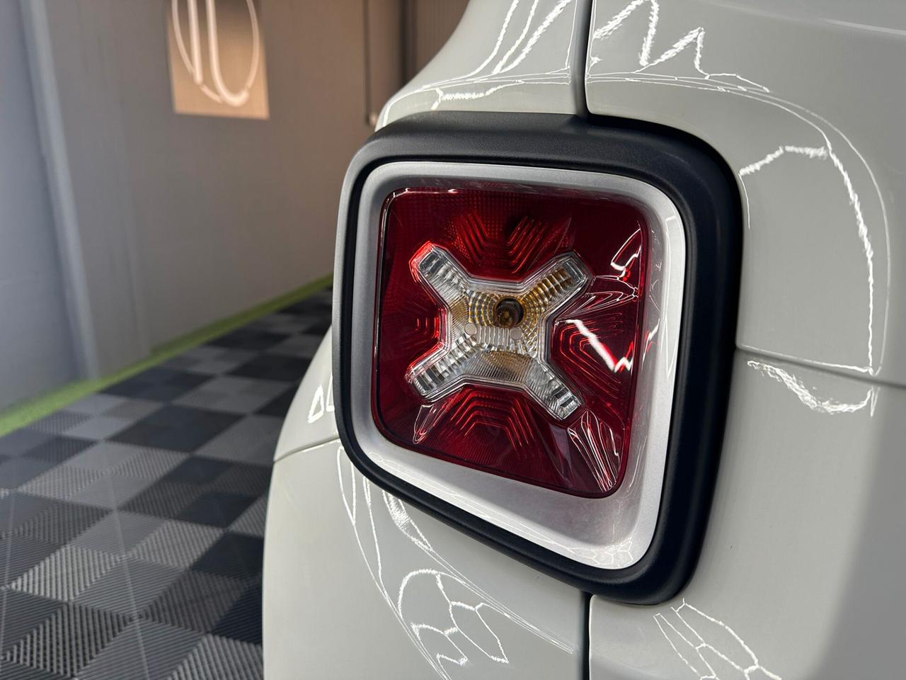 Jeep Renegade 1.6 Mjt DDCT 120 CV Longitude