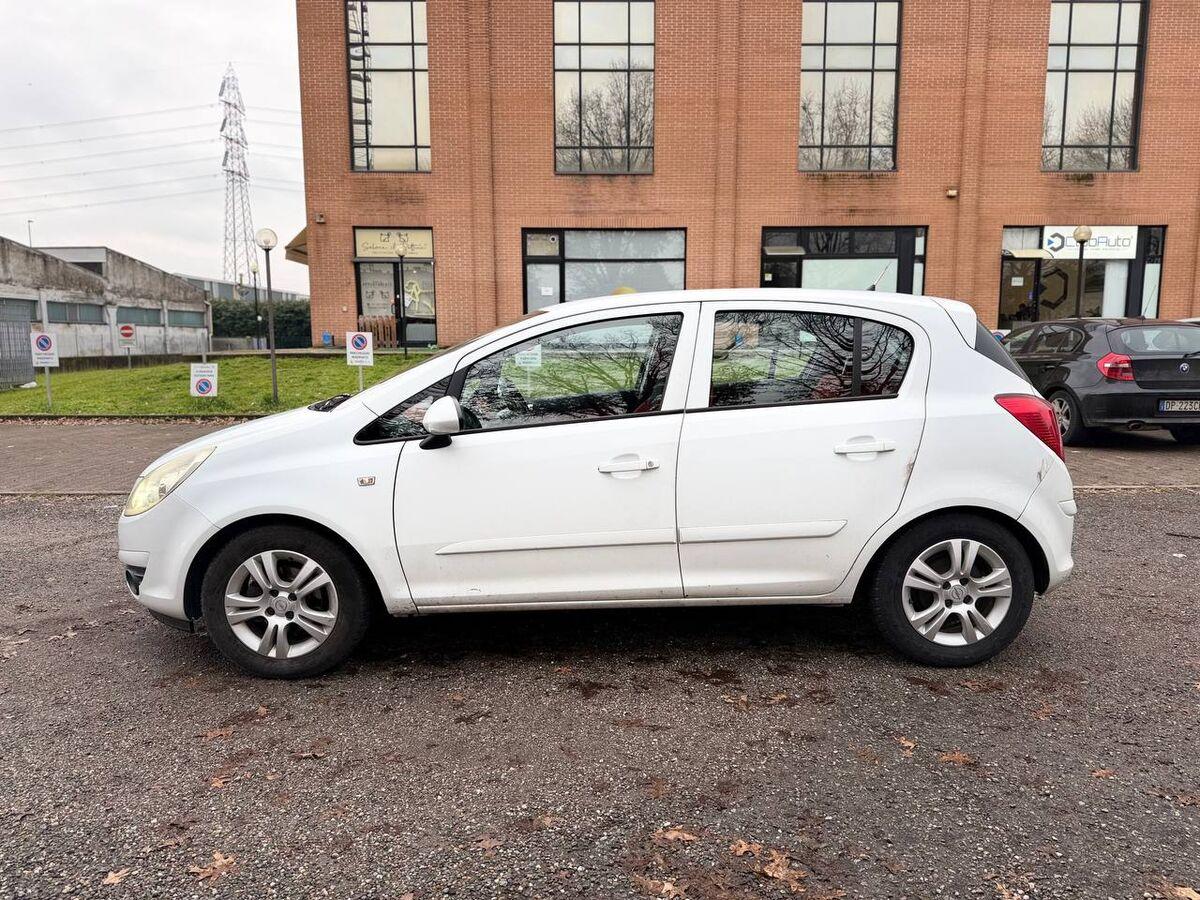 Opel Corsa 1.2 Enjoy 5p