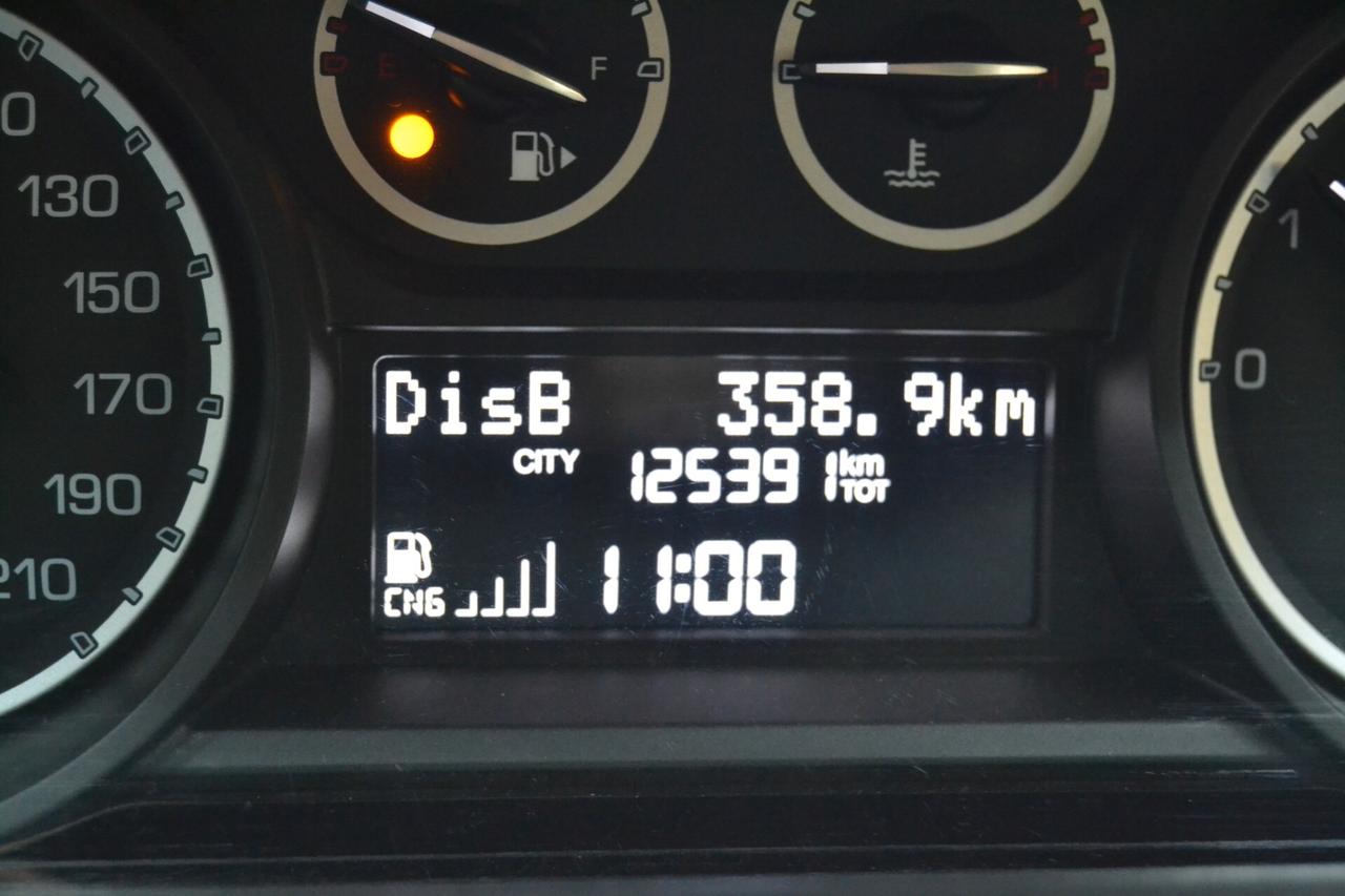 Lancia Ypsilon 0.9 TwinAir 85 CV 5 porte Metano Ecochic Elle