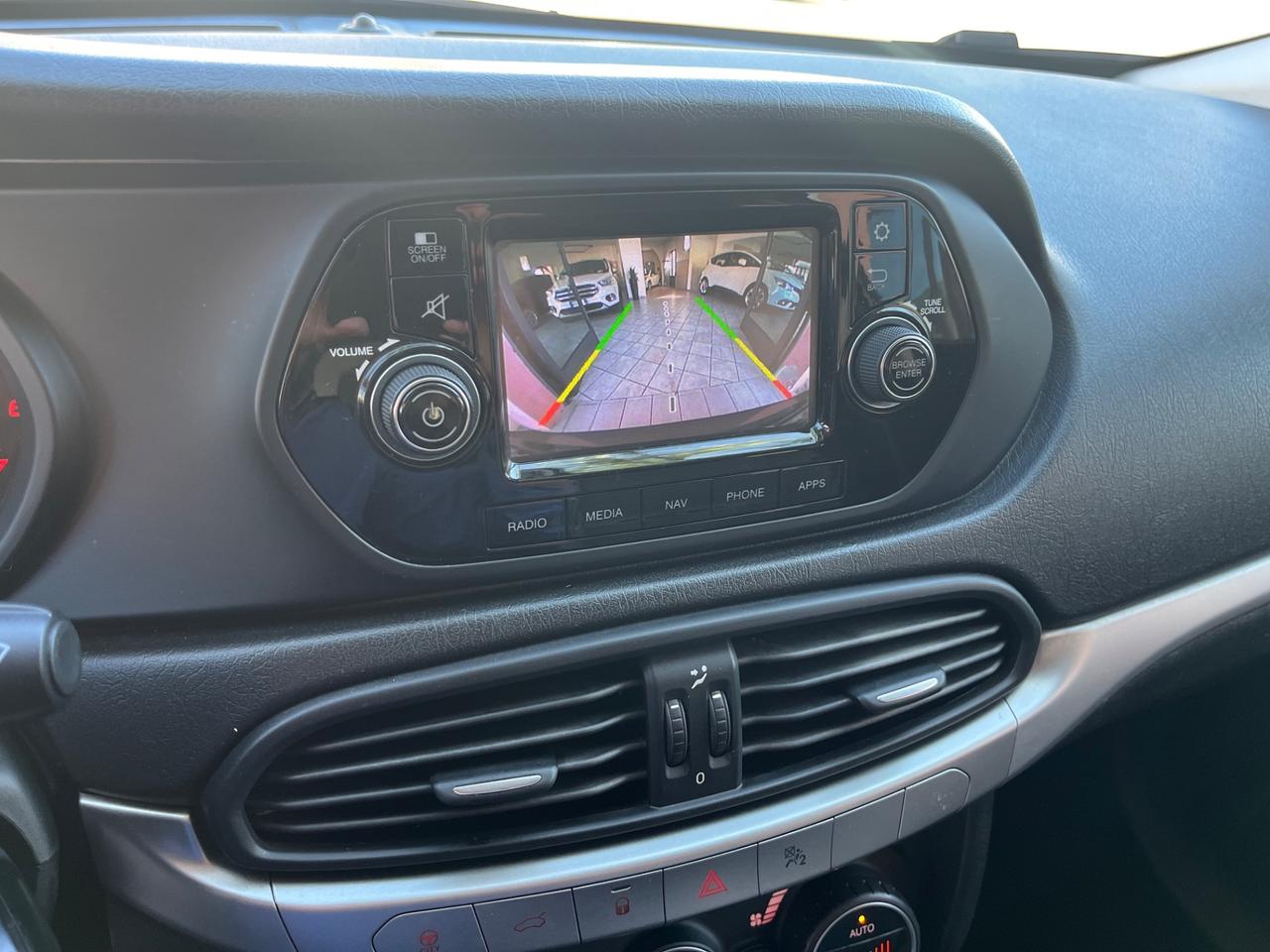 Fiat Tipo 1.6 Mjt 4 porte Lounge