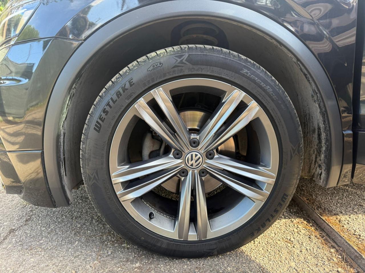 Volkswagen Tiguan 2.0 TDI SCR DSG Advanced R-LINE FULL LED *promo*