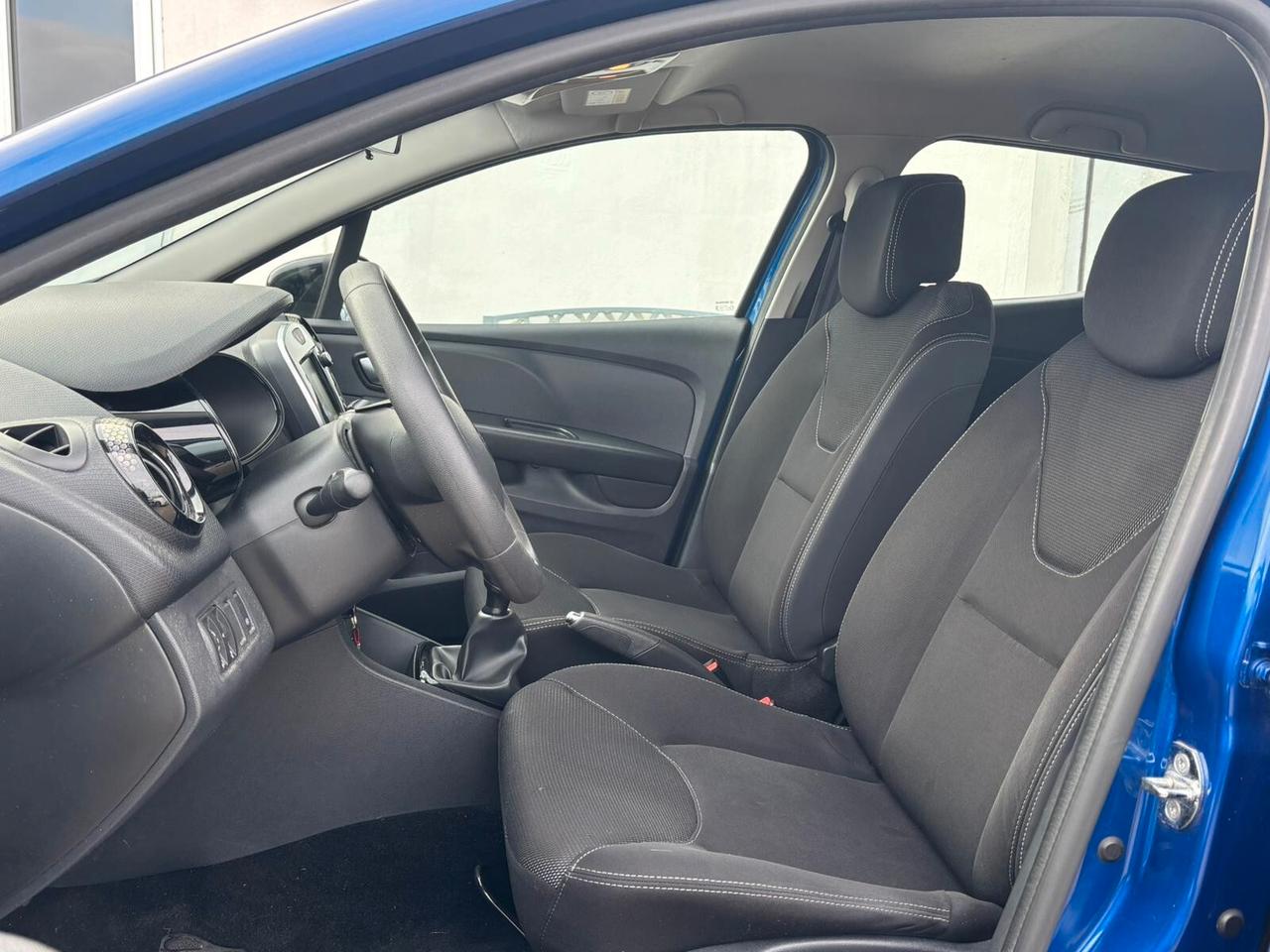 Renault Clio TCe 12V 90 CV 5 porte Moschino