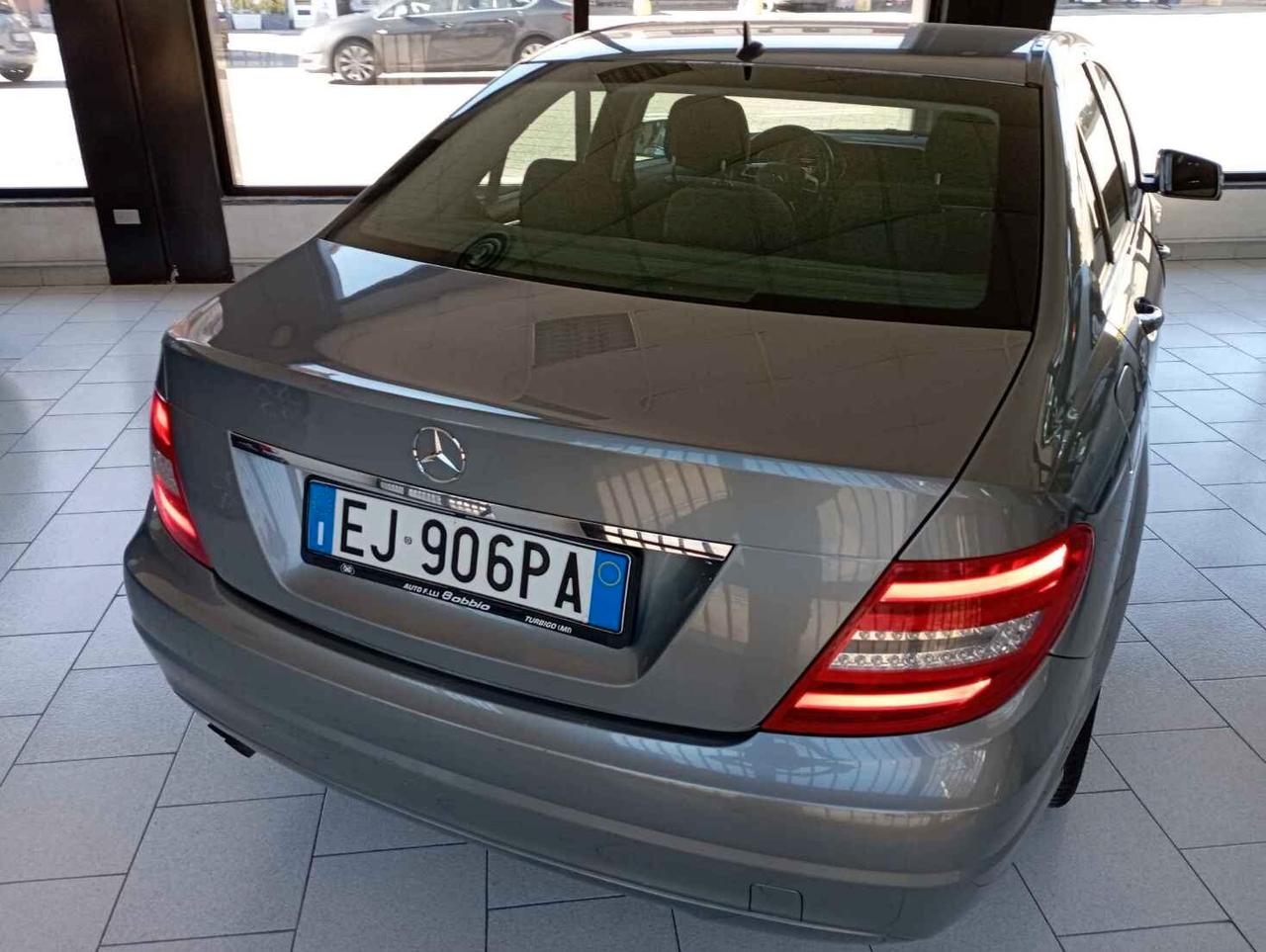 Mercedes-benz C 200 220 CDI BlueEFFICIENCY Elegance