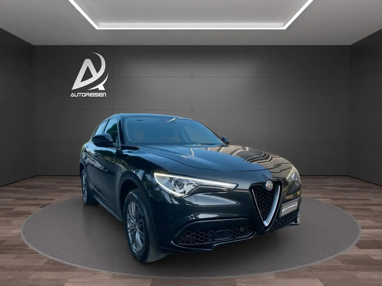 Alfa Romeo Stelvio 2.0 Turbo 200 CV AT8 Q4 Super