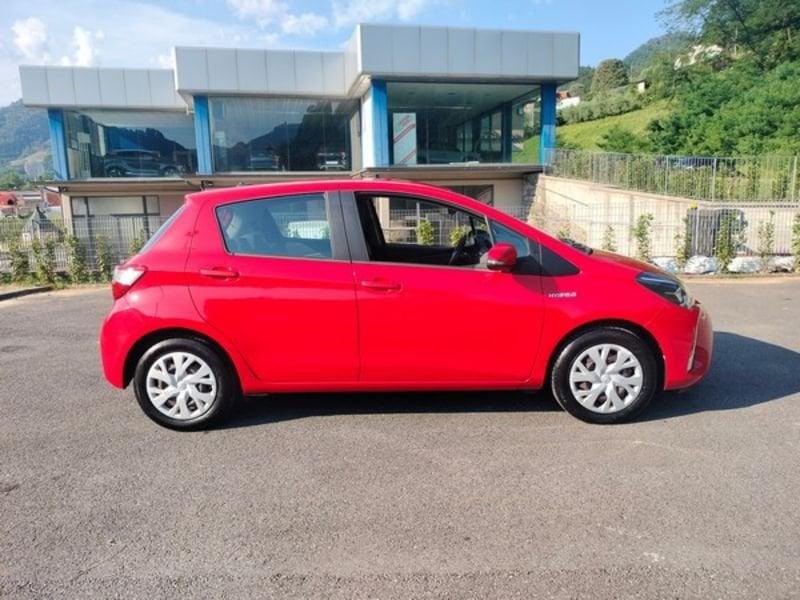 Toyota Yaris Hybrid 1.5 Hybrid business