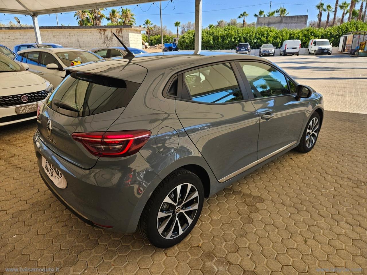 RENAULT Clio TCe 12V 100 CV 5p. Zen