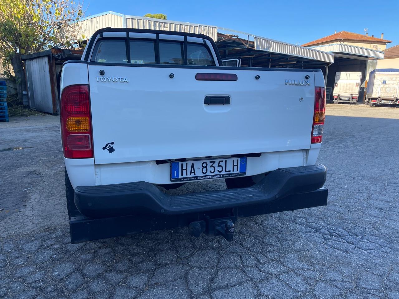 Toyota Hilux 2.5 D-4D 4WD 4p. Double Cab 4x4
