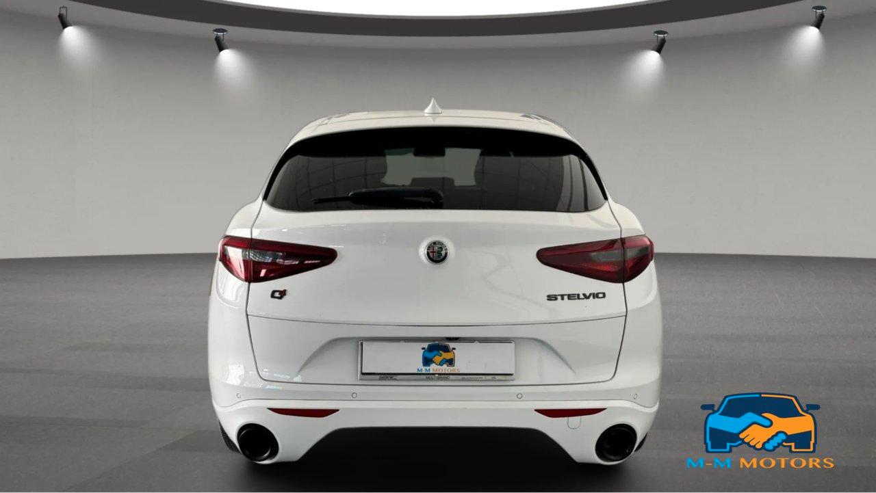Alfa Romeo Stelvio 2.2 t Veloce Q4 210cv auto