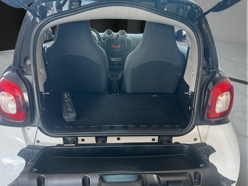 smart fortwo 70 1.0 52kW youngster twinamic