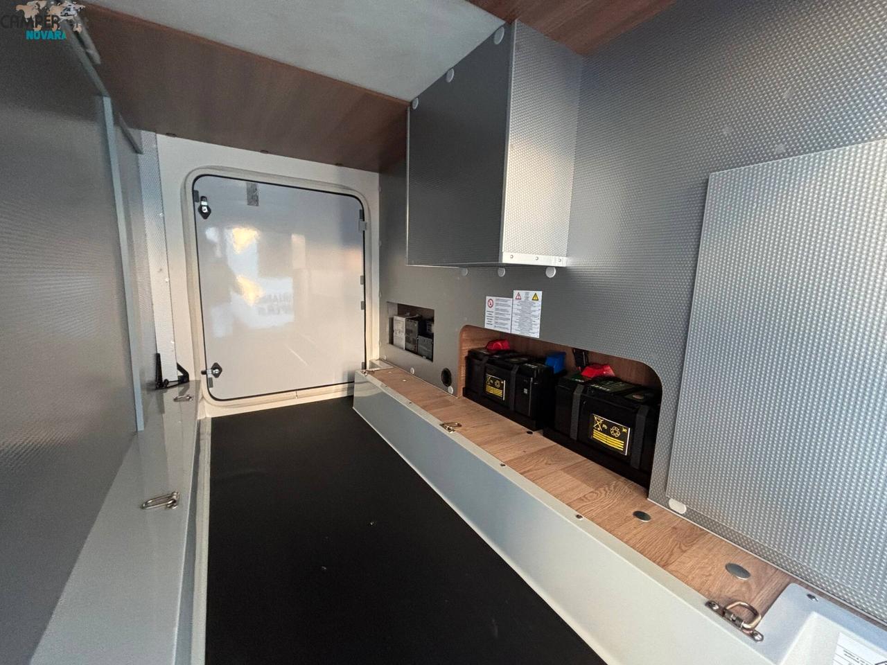 RAPIDO C55i - motorhome con letti gemelli in coda ed ampio garage