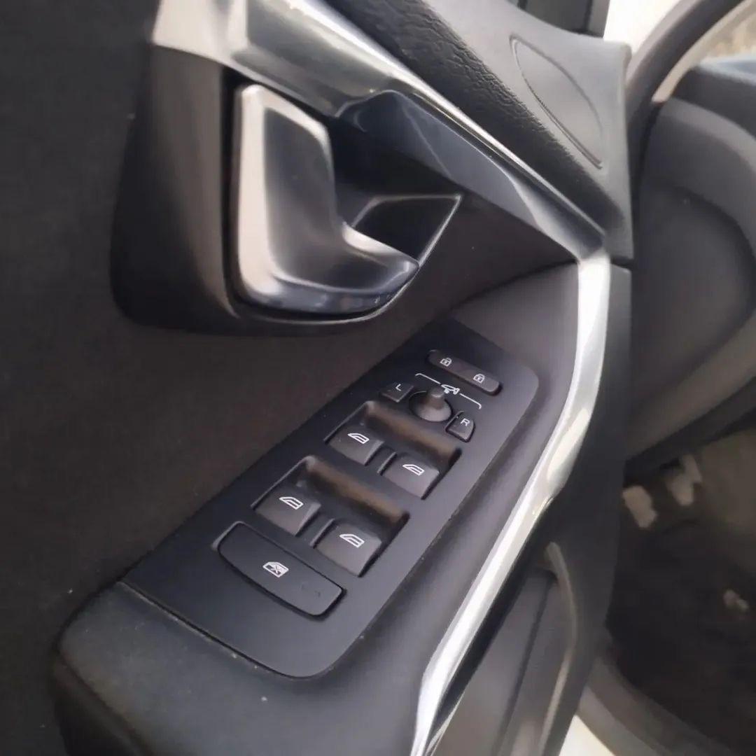 Volvo V40 D2 1.6 Summum