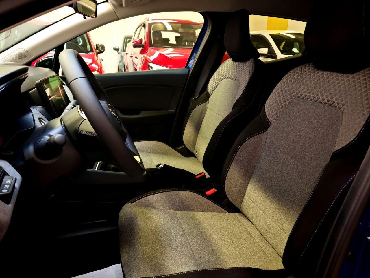 Mitsubishi Colt 1.0 Invite Km ZERO - Garanzia 5 anni