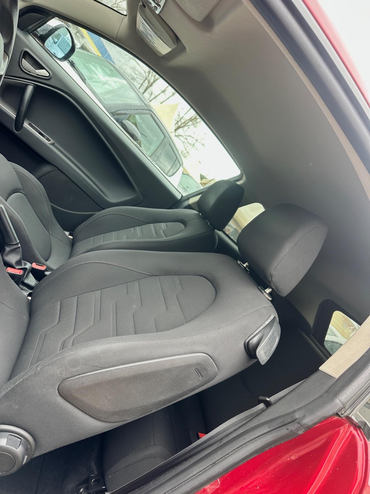 Alfa Romeo MiTo 1.3 JTDm 85CV 2013 Progression