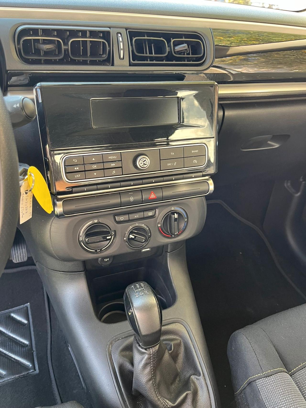 Citroen C3 PureTech 82 S&S Uptown