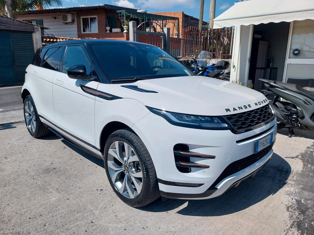 LAND ROVER RANG ROVER EVOQUE 2.0 D R-DYNAMIC 2019