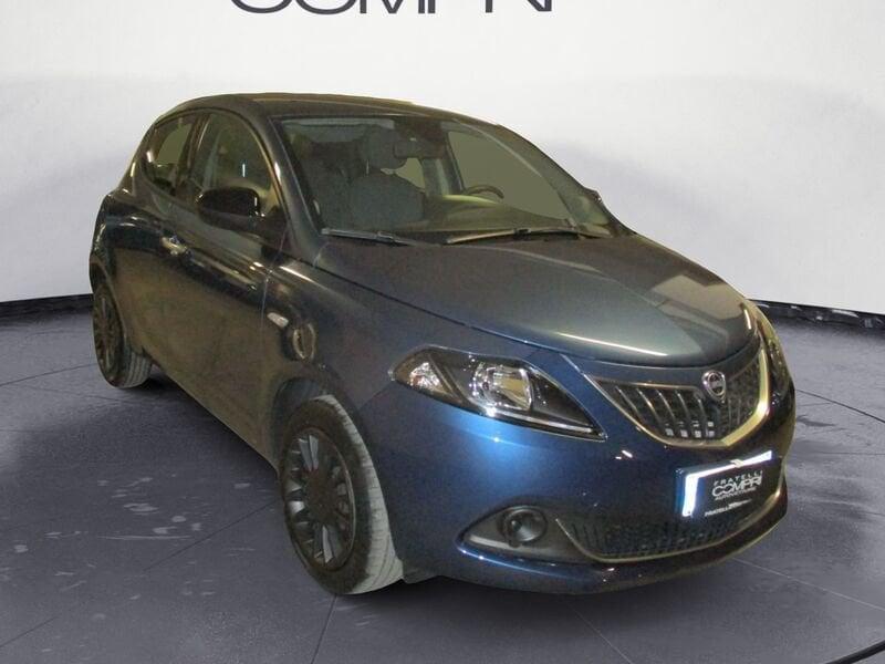 Lancia Ypsilon Ypsilon 1.0 FireFly 5 porte S&S Hybrid Ecochic Silver