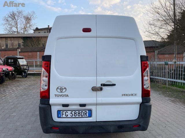 TOYOTA Proace 2.0 D-4D PL-TN Furgone Active 12q