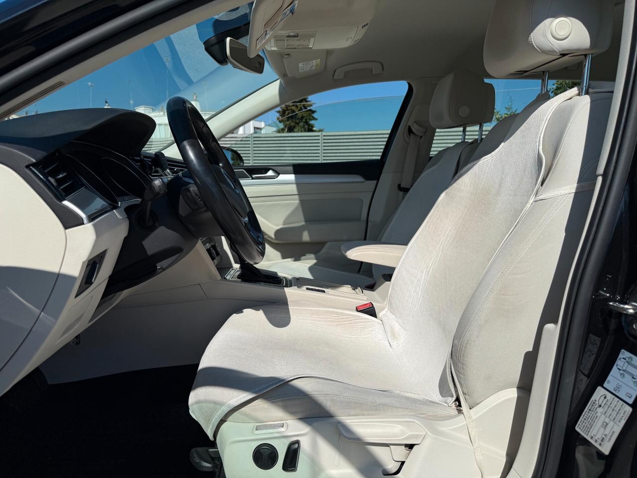 Volkswagen Passat Variant 1.6 TDI DSG Businessline BlueMotion