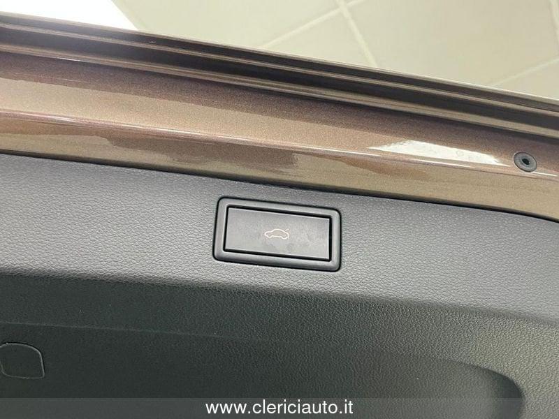 Skoda Kamiq 1.6 TDI SCR DSG Dark Shade (TETTO PAN.)
