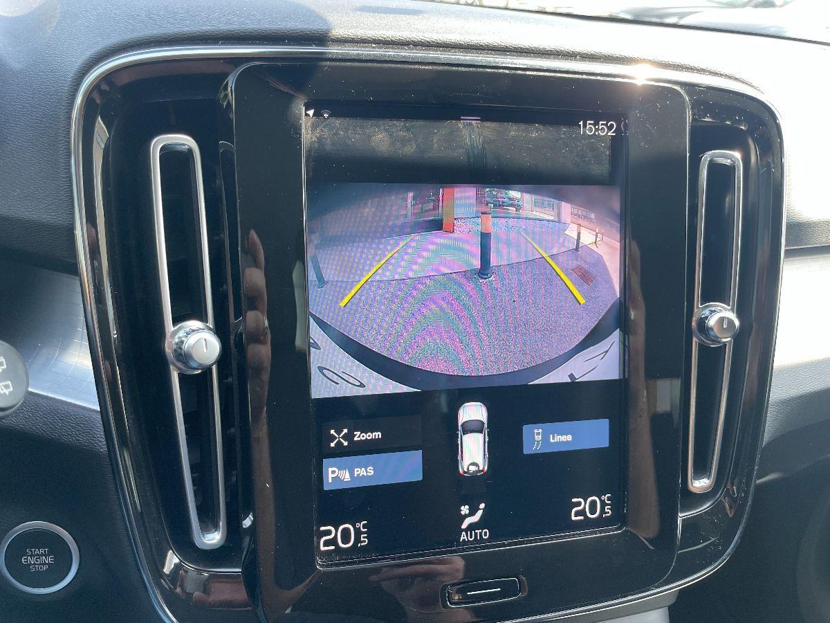 Volvo XC40 1.5 t2 Momentum Pro auto AUTOCARRO N1