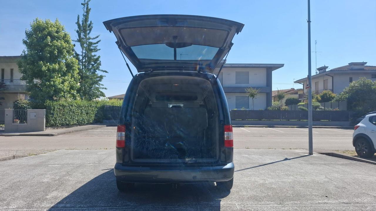 Volkswagen Caddy 2.0 TDI 140CV 4p. Van Vetrato DPF