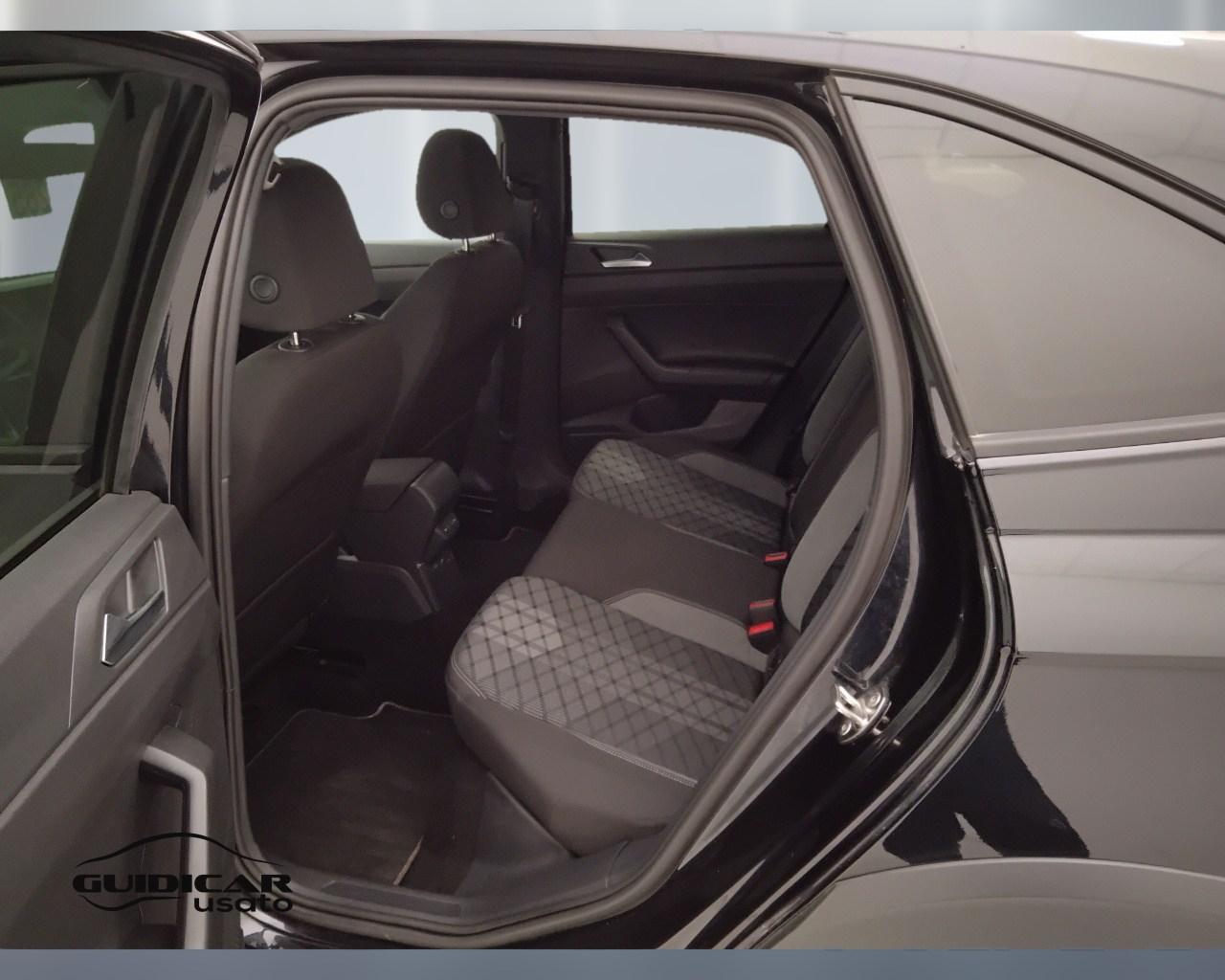VOLKSWAGEN Taigo - Taigo 1.0 tsi R-Line 115cv