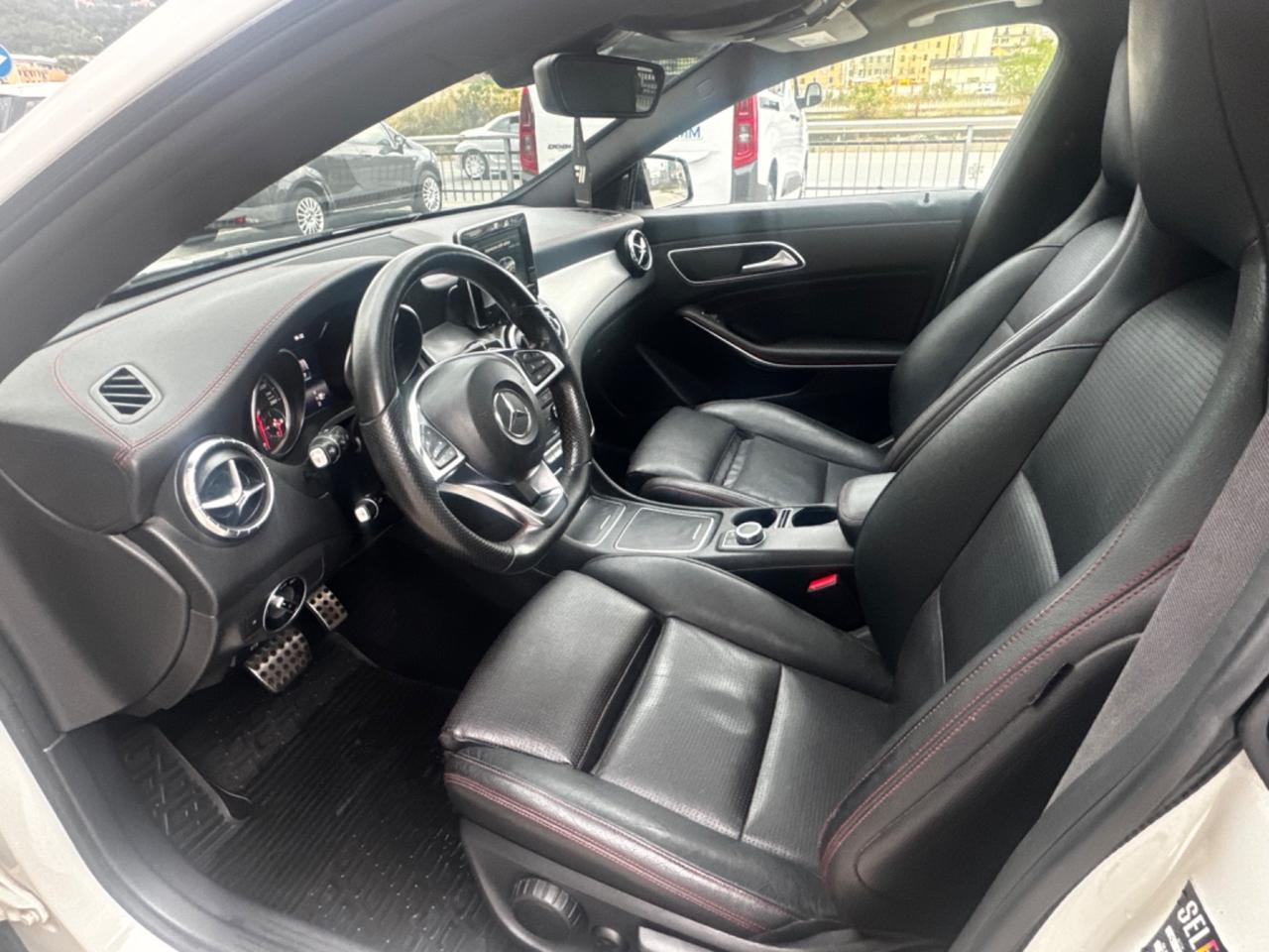 Mercedes-benz CLA 200 d 4Matic Premium AMG 2016