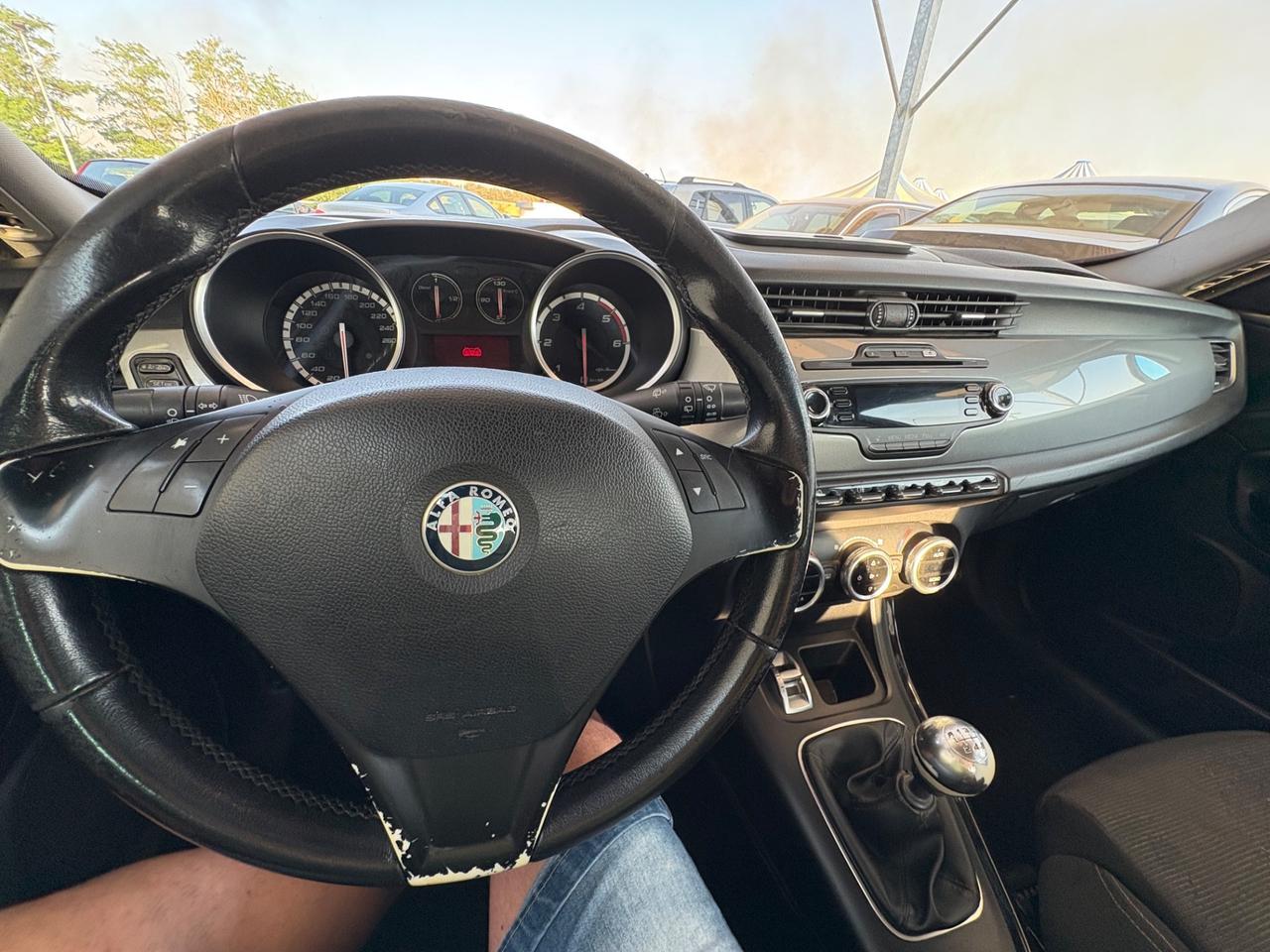 Alfa Romeo Giulietta 1.6 JTDm-2 105 CV Distinctive