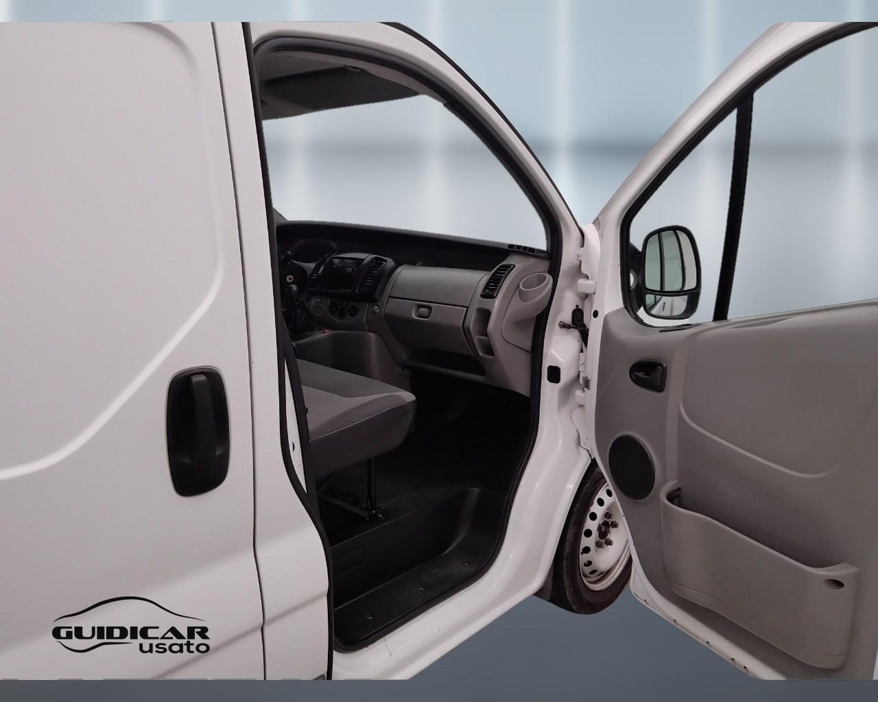 RENAULT Trafic II 27 2006 - trafic T27 2.0 dci 90cv L1H1