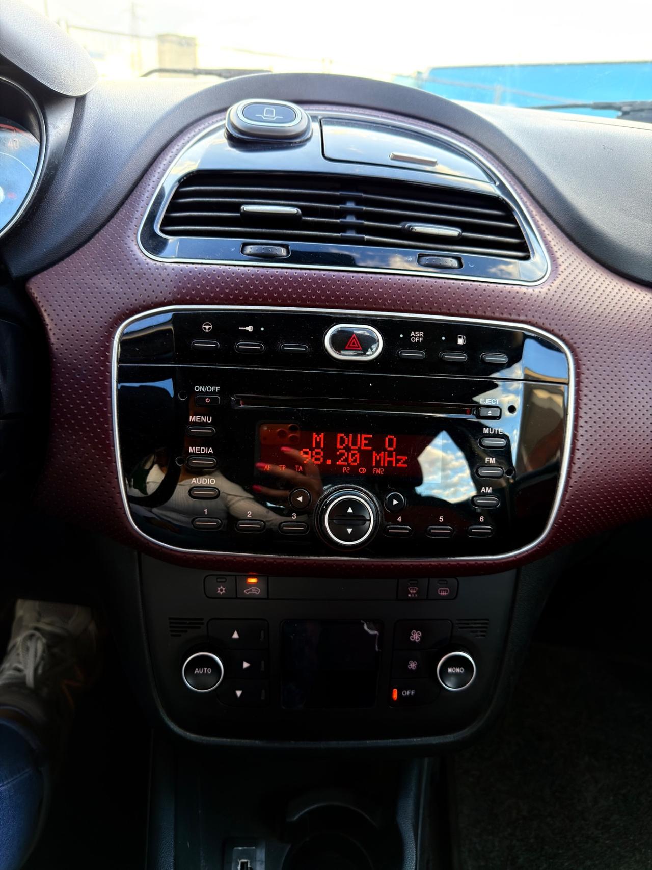 Fiat Punto Evo 1.4 5P Emotion Natural Power