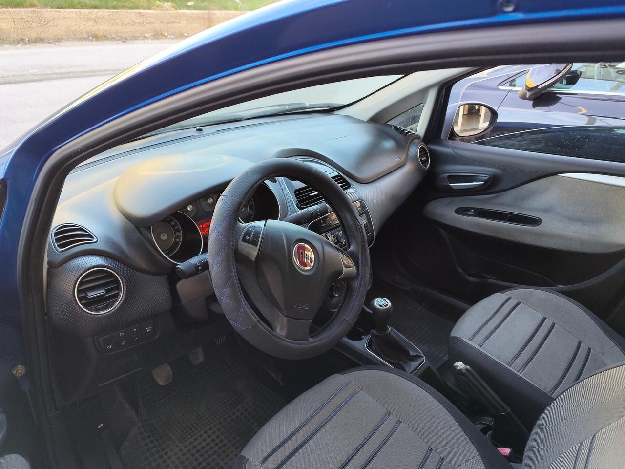 Fiat Punto Evo 1.3 Mjt 90 CV 5 porte Dynamic con gancio traino