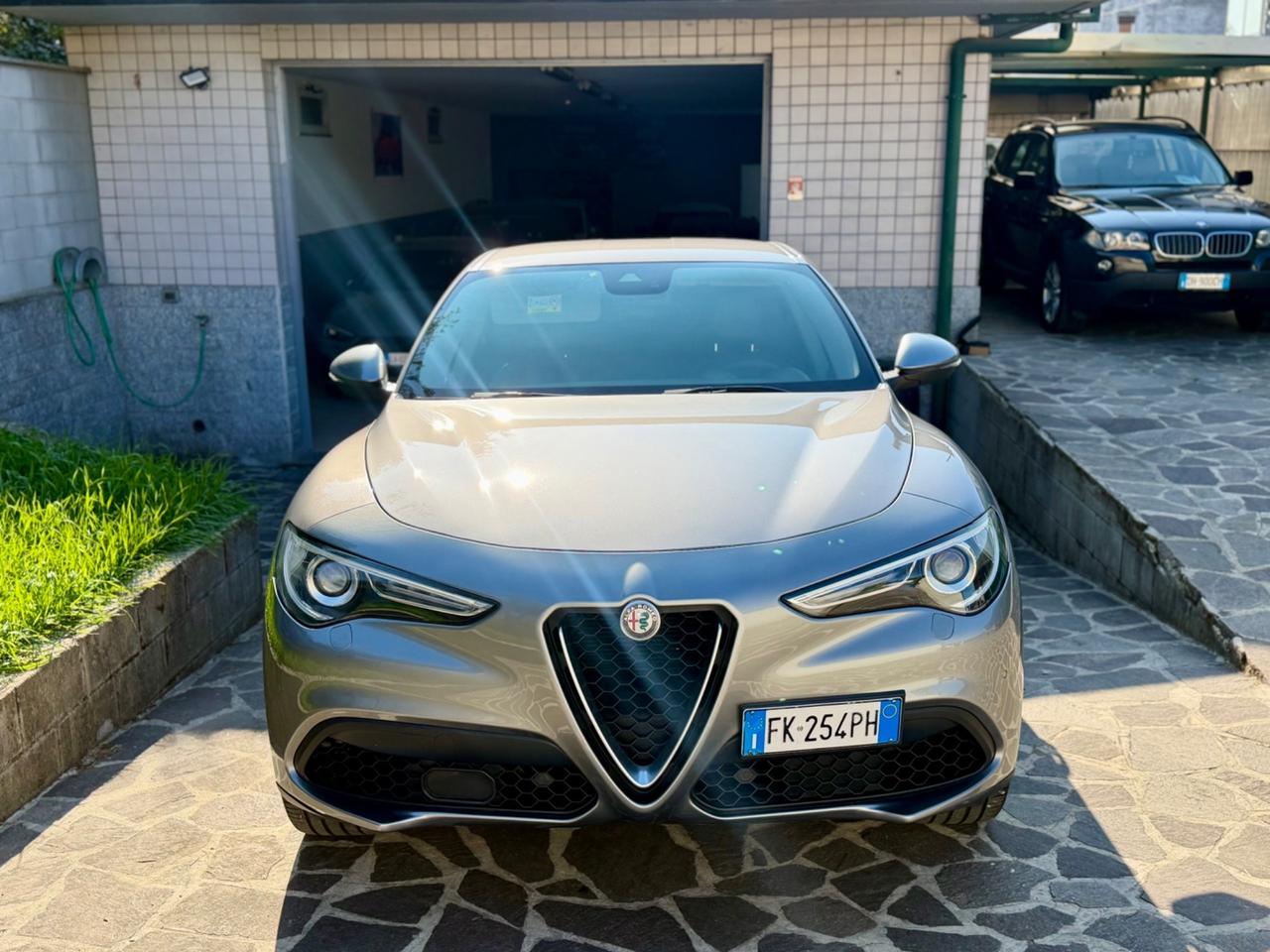 Alfa Romeo Stelvio 2.0 Turbo 280 CV AT8 Q4 First Edition garanzia 12 mesi