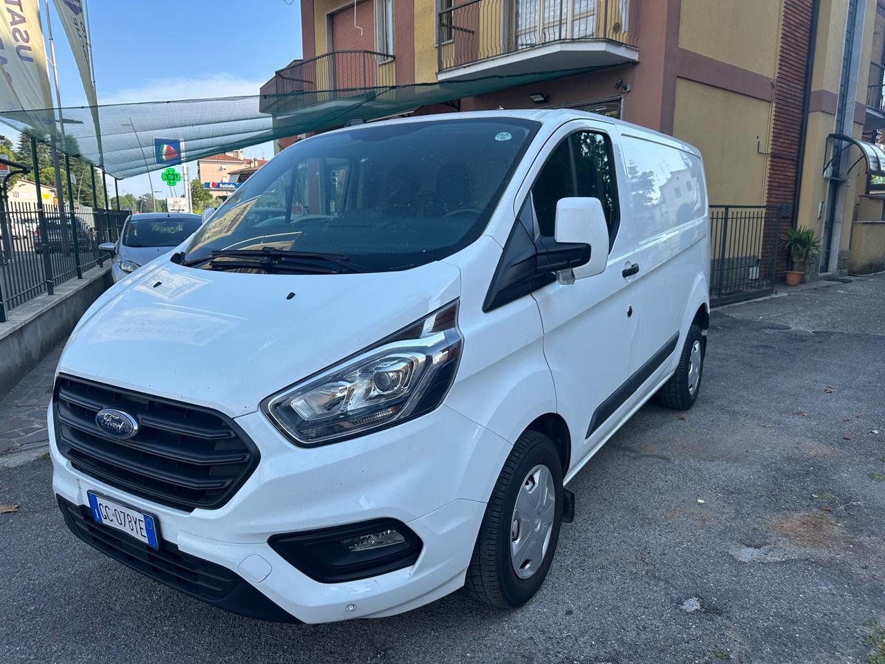 Ford Transit Custom 280 2.0 EcoBlue Hybrid 130 PC Furg. Titanium