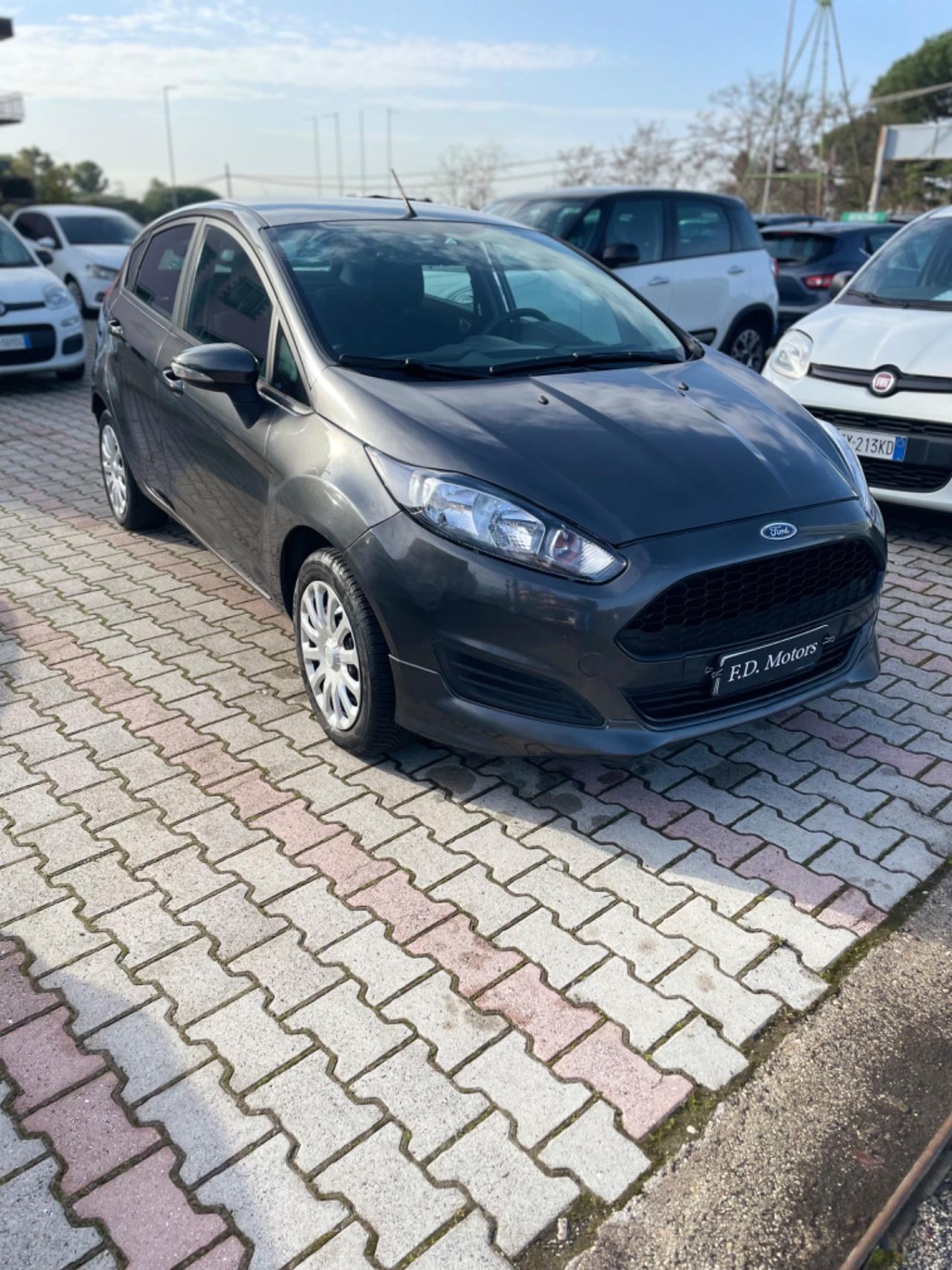 Ford Fiesta 1.2 60CV 5 porte Titanium