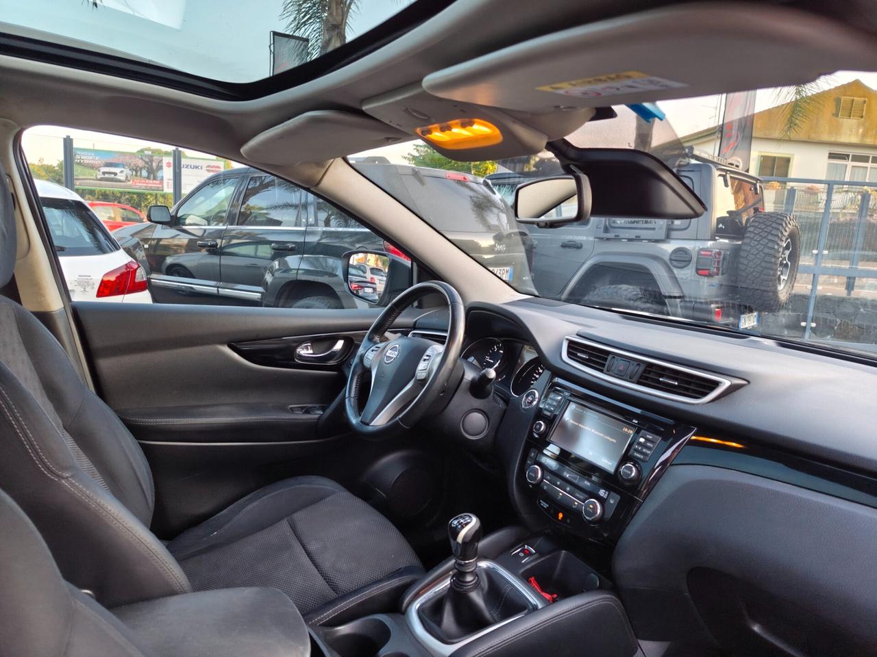 Nissan Qashqai 1.5 dCi Tekna